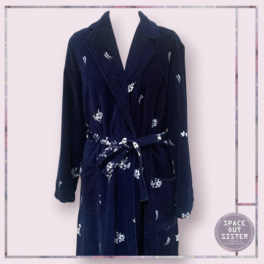 Vintage Cotton Navy & White Bloom Robe