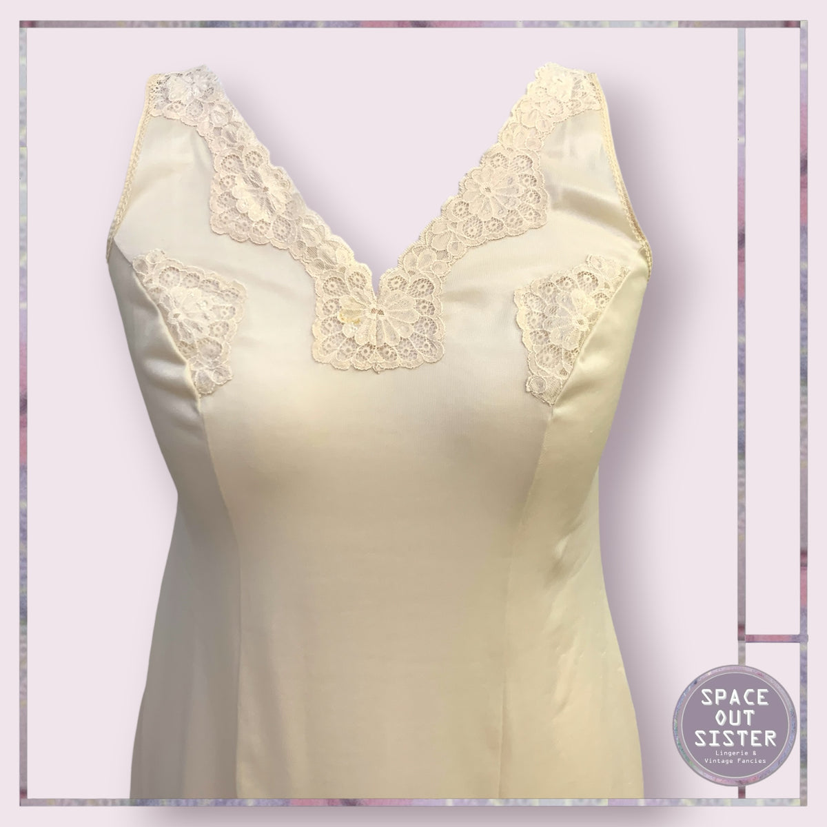 Vintage Crema Slip