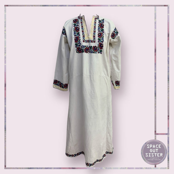 Vintage Linen Embroidered Folk Dress