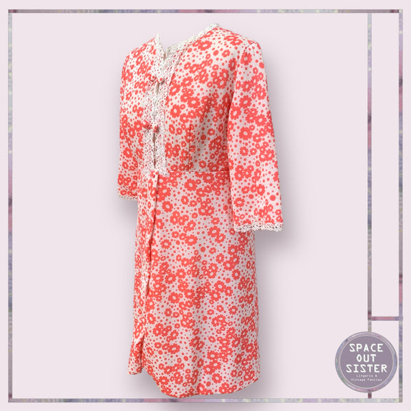 Vintage Circa 1960s Elle Quited Robe