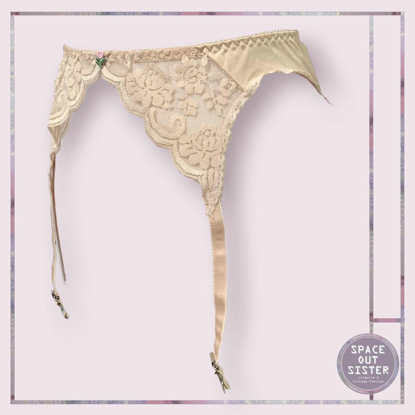 Rare ILGWU Scallop Garter Belt