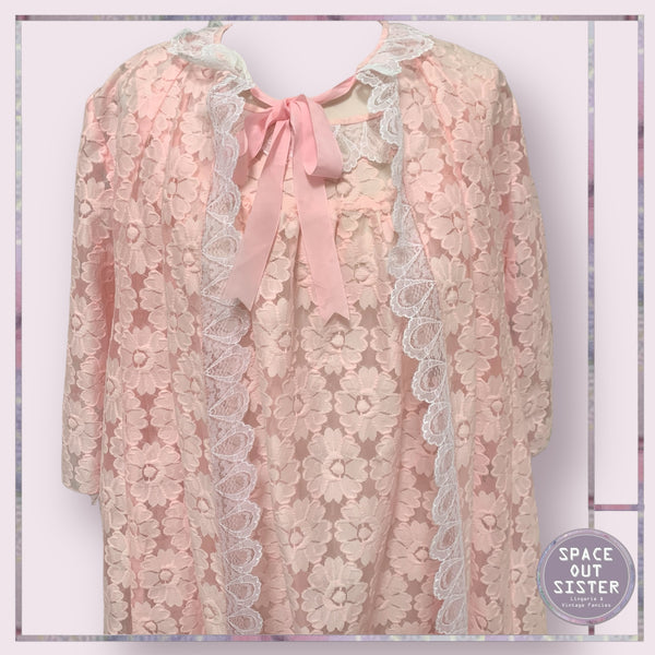 Vintage Floral Peignoir Set