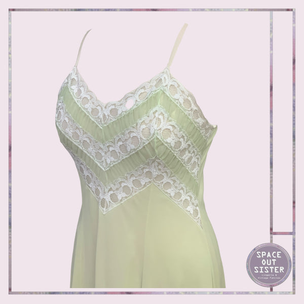 Vintage Light Lime Slip