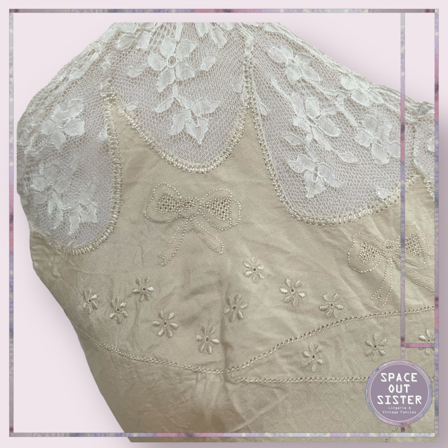 Vintage Oyster Bow Slip