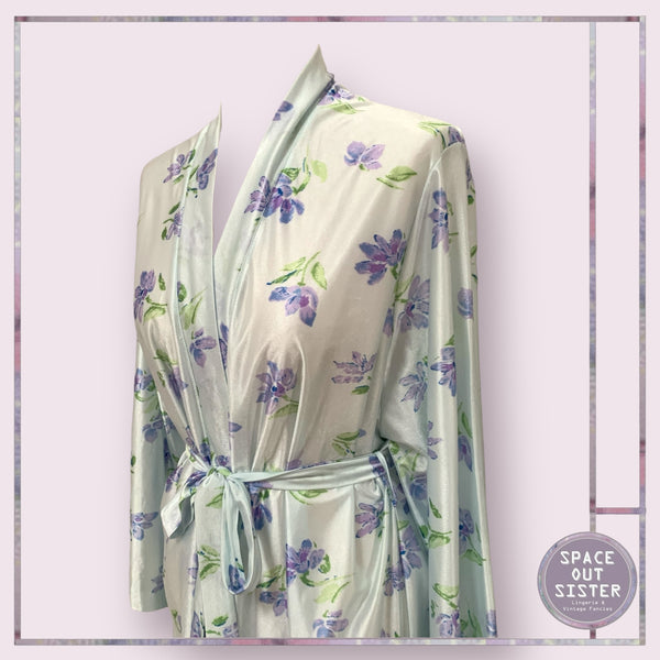 Vintage Lilac Flower Robe