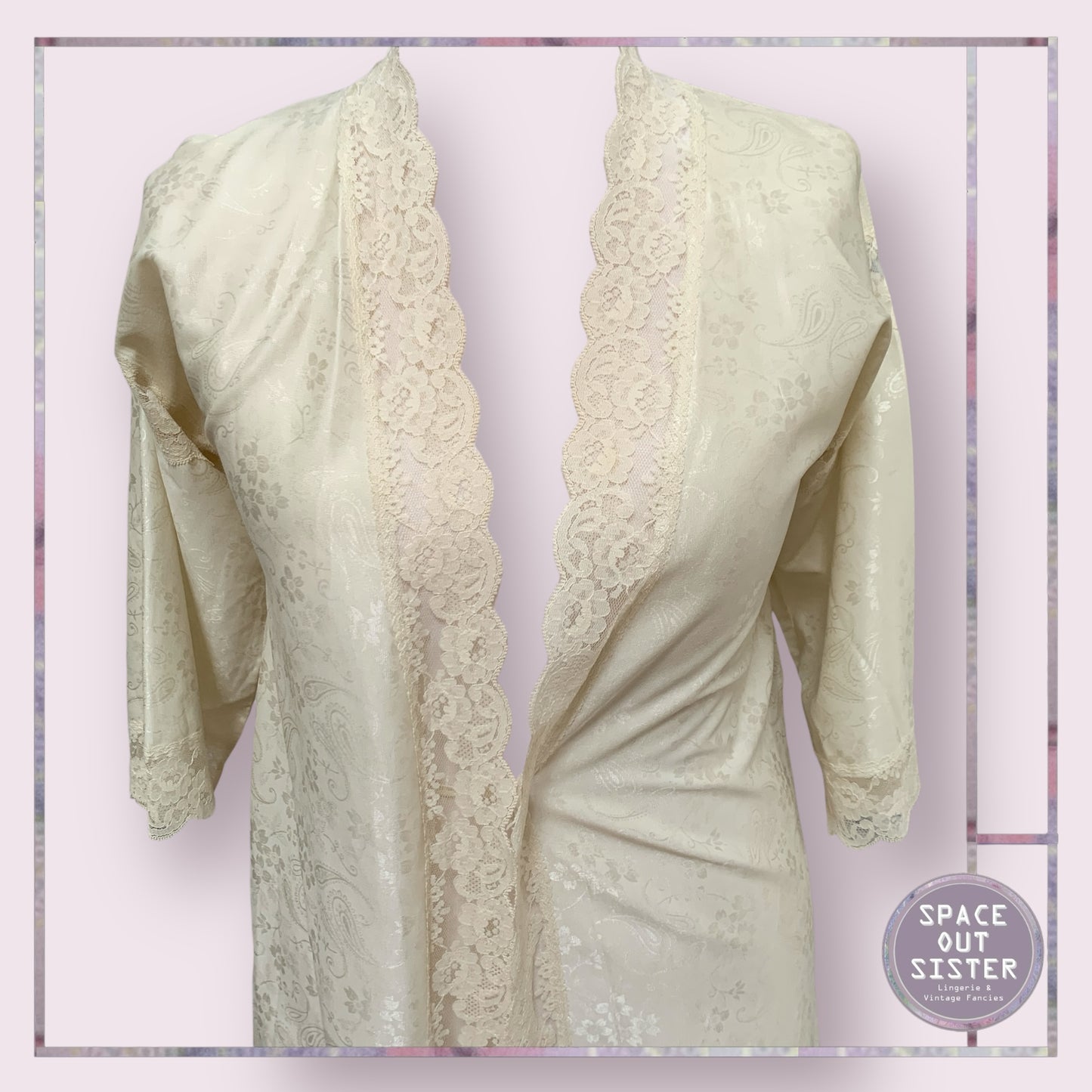 Vintage Creama Robe