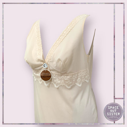 Vintage NOS Enka Slip