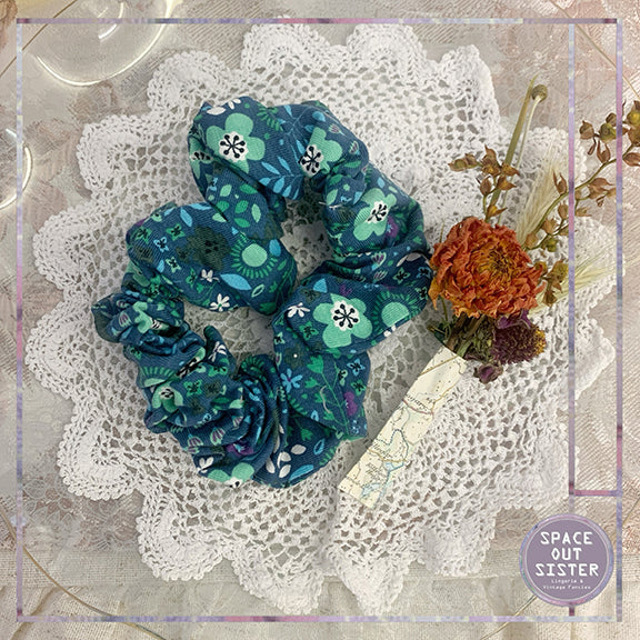 Handmade Lavender Pocket & Scrunchie Forest Bloom